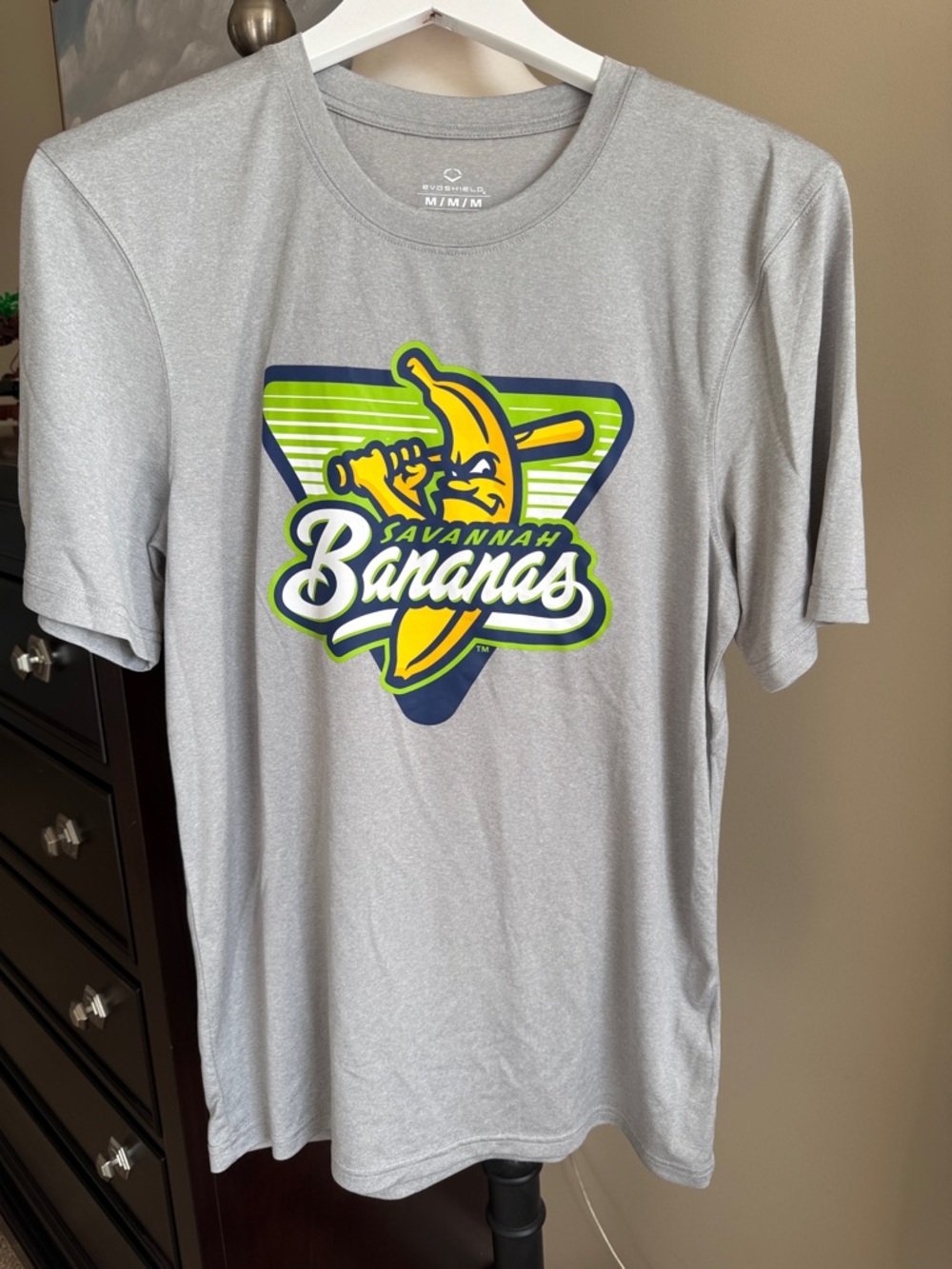 Savannah Bananas Men’s Medium Evoshield Gray Short Sleeve Graphic Tee